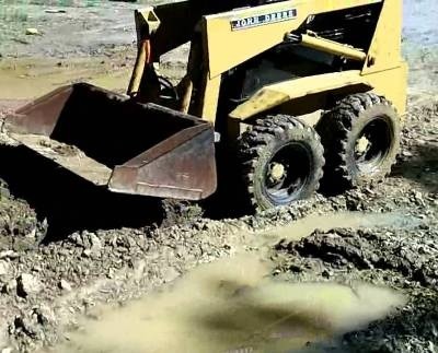 John Deere Skid Steer Loader JD24A Workshop Service Manual