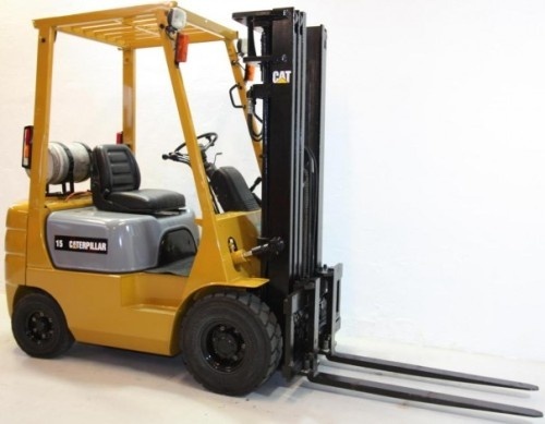 Caterpillar Gasoline and LPG Forklift Truck: GP15, GP18, GP20, GP25, GP30, GP35 Service Manual