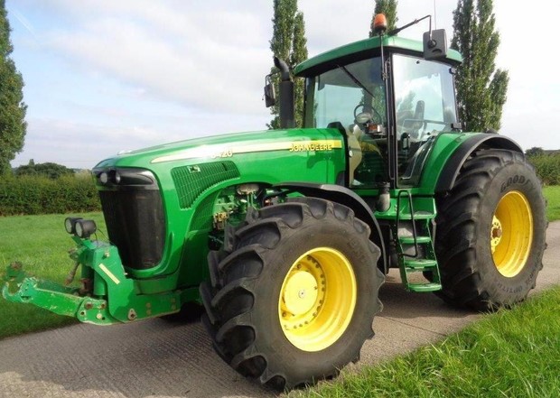 John Deere 8120, 8220, 8320, 8420, 8520 Tractors Operation and Test Service Manual (TM1980)