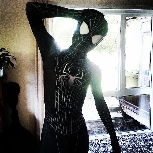 TASM2 Black Suit pattern