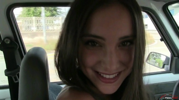 211 : Miss Iris Fast and Furious drive reverse