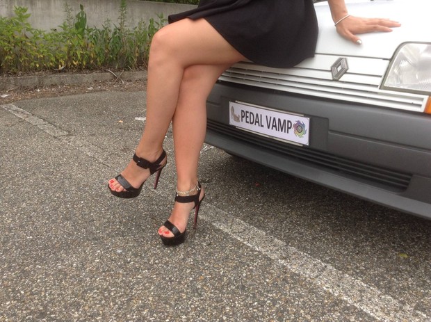 184 : Miss Iris testing the new Pedal Vamp car