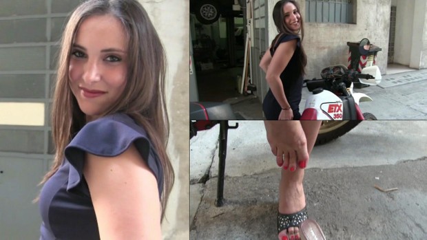 185 : Miss Iris flirts with you and with the Aprilia ETX 350
