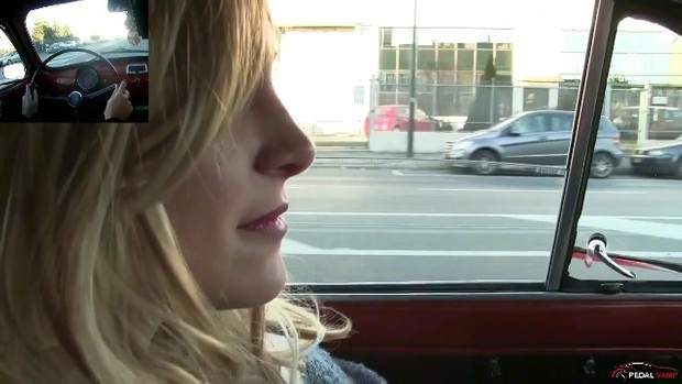 253 : Miss Iris wants to buy a vintage car - first option an old Fiat 500