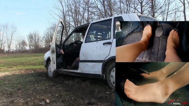 370 - The mud stuck nightmare - Starring Miss Amy