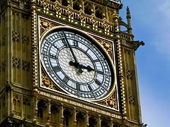 Cross-Cultural Training for ESL/EFL: British Business Etiquette lesson PPT and PDF