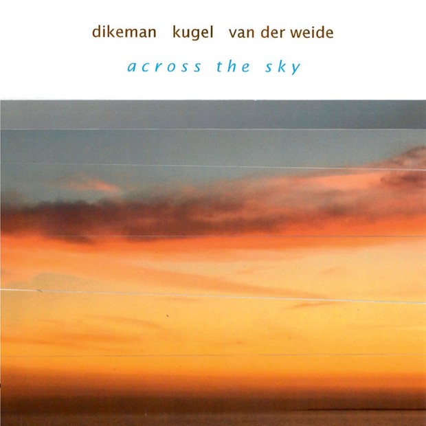 MW888 Across the sky by Pikeman / Kugel / van der Wei