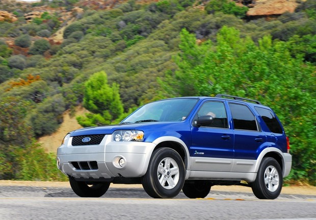 Ford Escape Hybrid 2005 to 2008 Factory Service Workshop repair manual