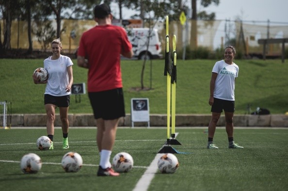 Full Joner 1on1 Training session with 2 international players.