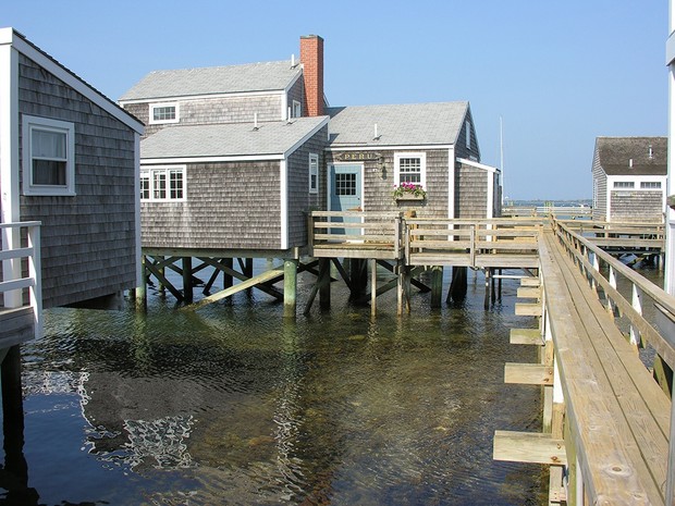 Catalog of the Most-Loved Places V93 Nantucket - Main Street to Water Street