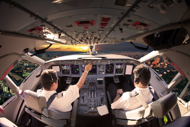 Airline Pilot Interview Question Database