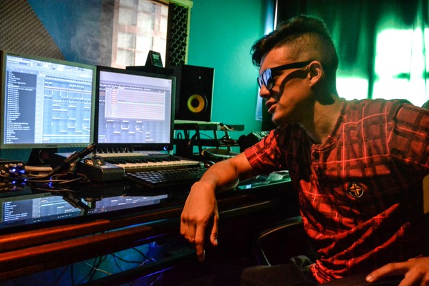 Money is - Trap Beat Prd Dun4mis