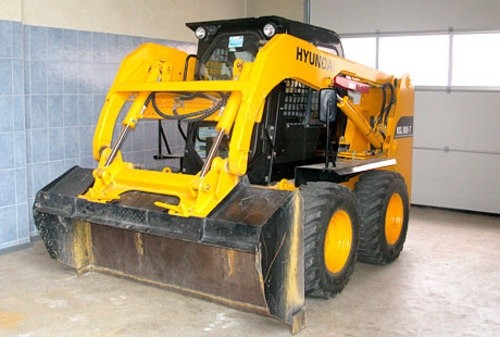 HYUNDAI HSL800T SKID STEER LOADER SERVICE REPAIR MANUAL