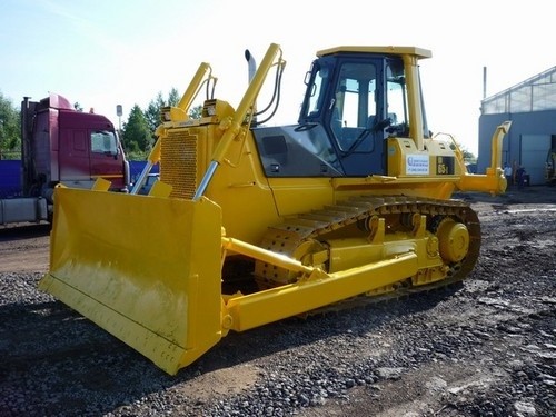 KOMATSU D65E-12, D65P-12, D65EX-12, D65PX-12 BULLDOZER SHOP MANUAL + OPERATION & MAINTENANCE MANUAL