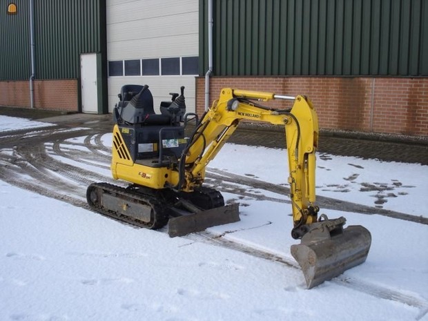 New Holland E9SR Mini Crawler Excavator Service Repair Manual
