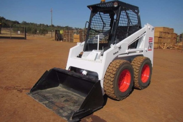 BOBCAT 741, 742, 743, 743DS SKID STEER LOADER SERVICE REPAIR MANUAL