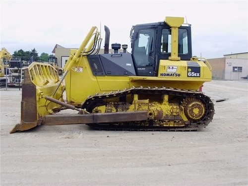 KOMATSU D65EX-15E0, D65PX-15E0, D65WX-15E0 BULLDOZER SHOP MANUAL+OPERATION & MAINTENANCE MANUAL