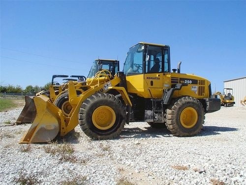 KOMATSU WA250-5, WA250PT-5 WHEEL LOADER SERVICE REPAIR MANUAL + OPERATION & MAINTENANCE MANUAL
