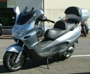 PIAGGIO X9 EVOLUTION 500 SERVICE REPAIR MANUAL