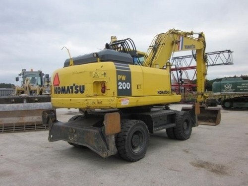 KOMATSU PW200-7K, PW220-7K HYDRAULIC EXCAVATOR SERVICE REPAIR MANUAL