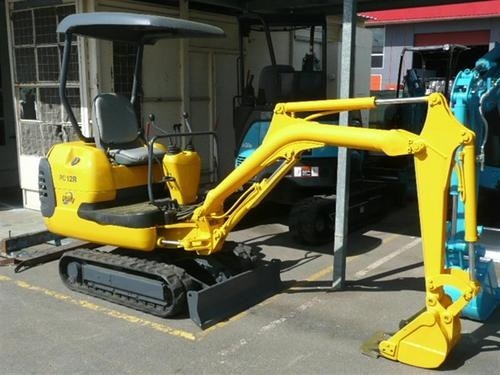 KOMATSU PC12R-8, PC15R-8 HYDRAULIC EXCAVATOR SERVICE REPAIR MANUAL + OPERATION & MAINTENANCE MANUAL