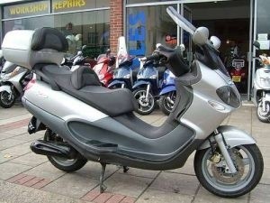 PIAGGIO MSS X9 EVOLUTION 250 SERVICE REPAIR MANUAL