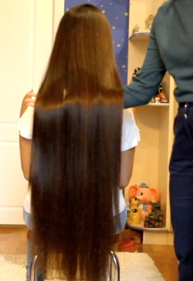 VIDEO - Diana´s friend came for a visit