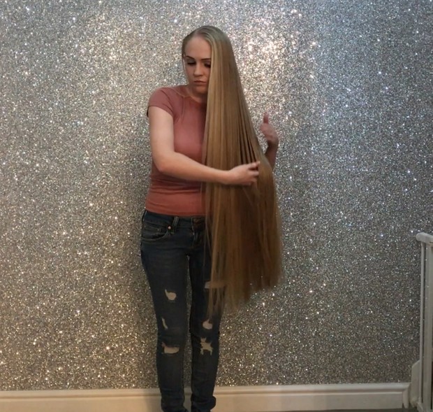 VIDEO - Long, healthy, silky, straight (FREE)