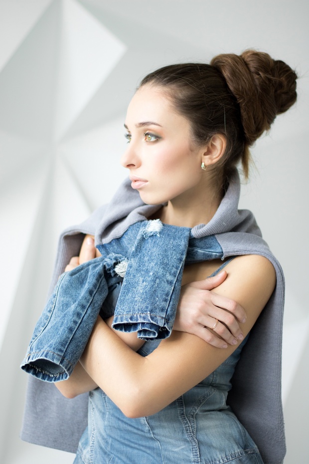 PHOTO SET - Alena photoshoot