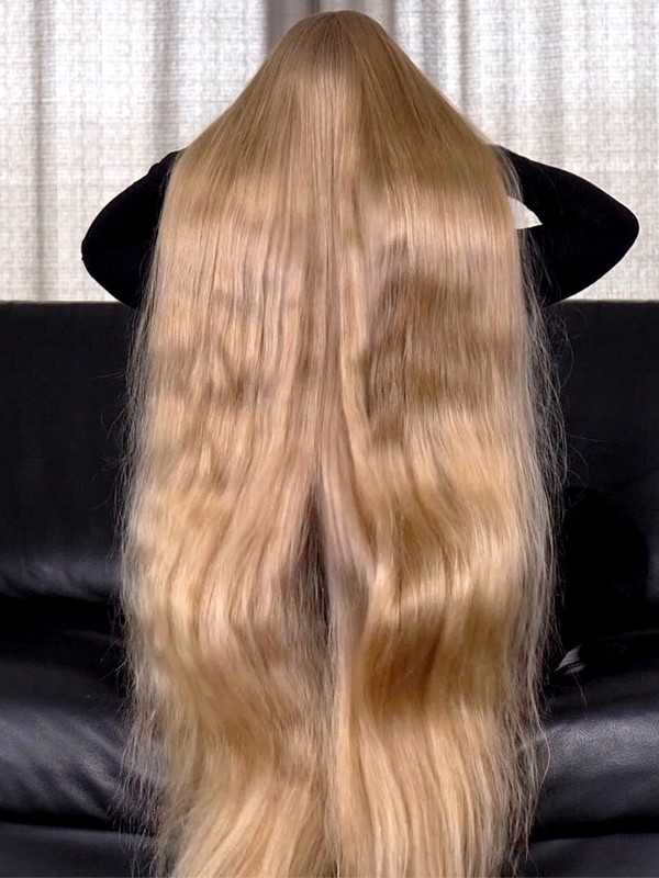 Video Her Long Hair Is Very Silky Realrapunzels