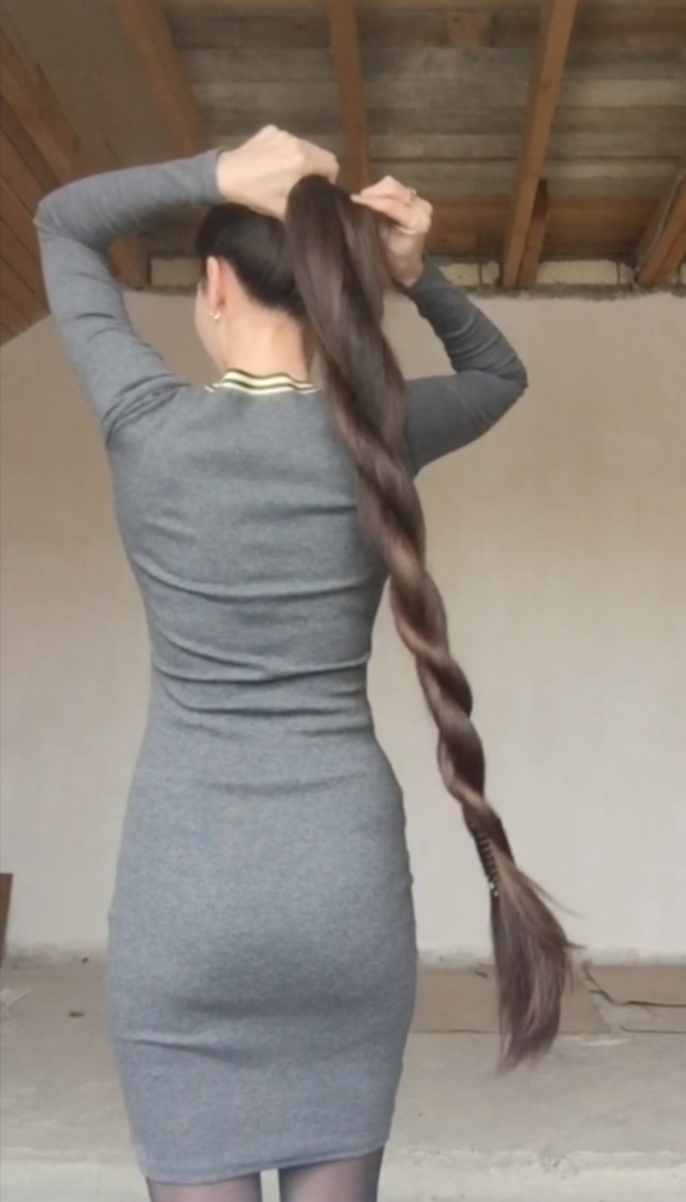 VIDEO - Superthick hair 2