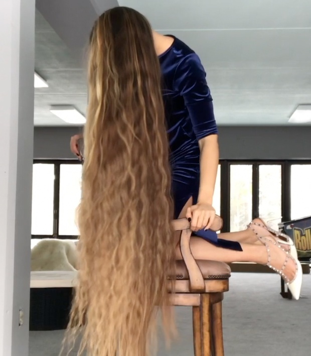 VIDEO - Wavy gold