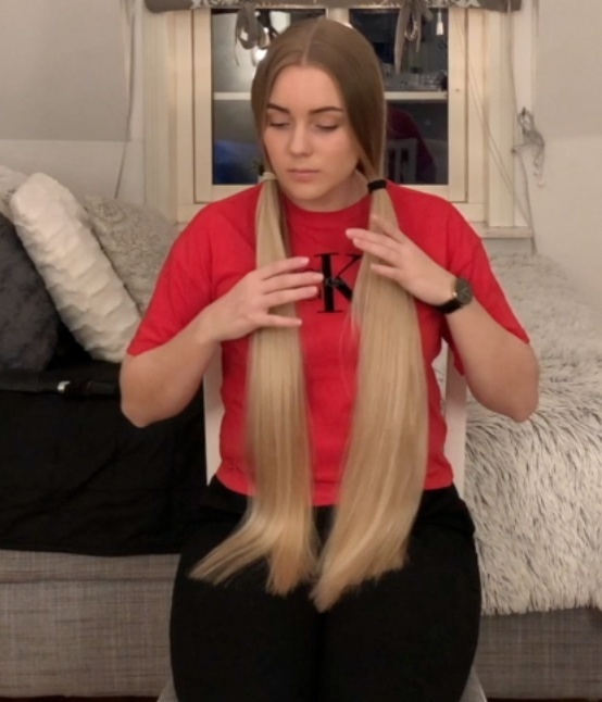 PHONE VIDEO - Swedish blonde in red