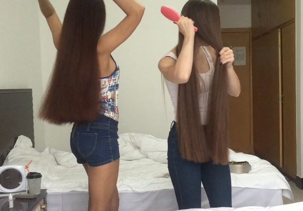 VIDEO - Classic length hair + hip length hair (part 1)