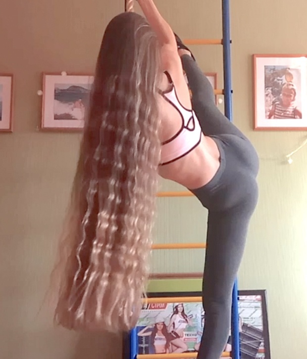VIDEO - Young and fit