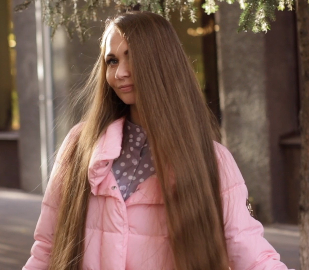 Video Stunning Long Hair Realrapunzels