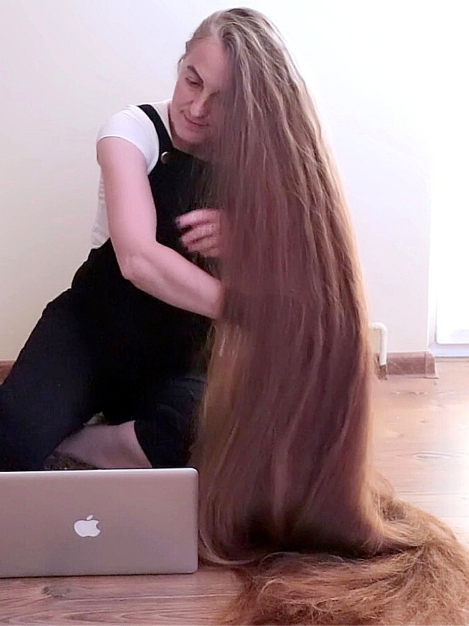 VIDEO - Goddess-hair