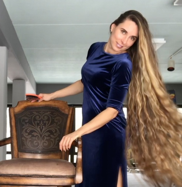VIDEO - Wavy gold