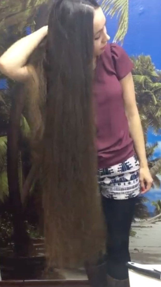 VIDEO - Superthick classic length hair