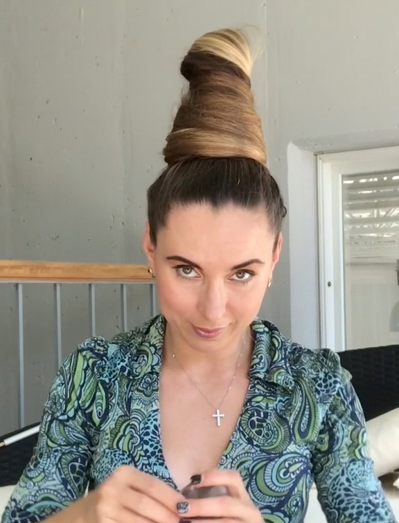 VIDEO - Tower bun + special buns