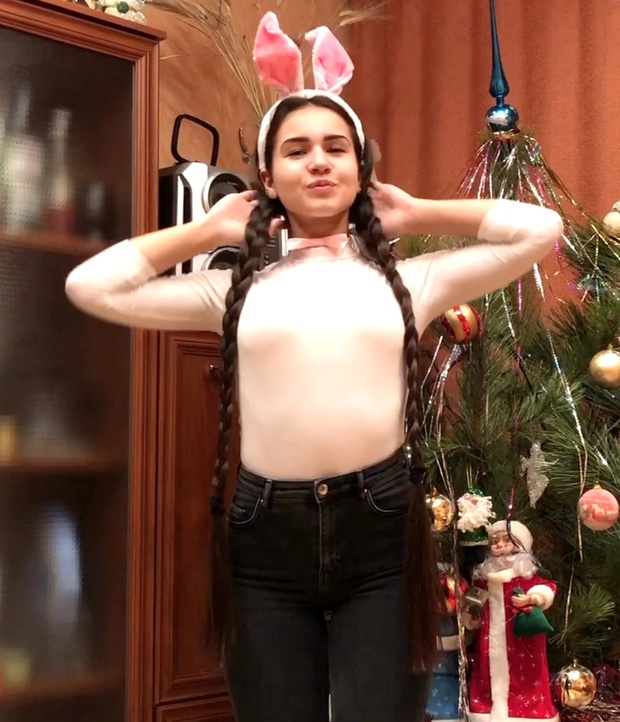 VIDEO - Silky Christmas