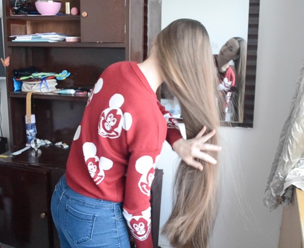 VIDEO - Play, brush, braid