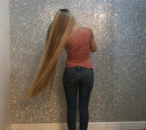 VIDEO - Long, healthy, silky, straight (FREE)
