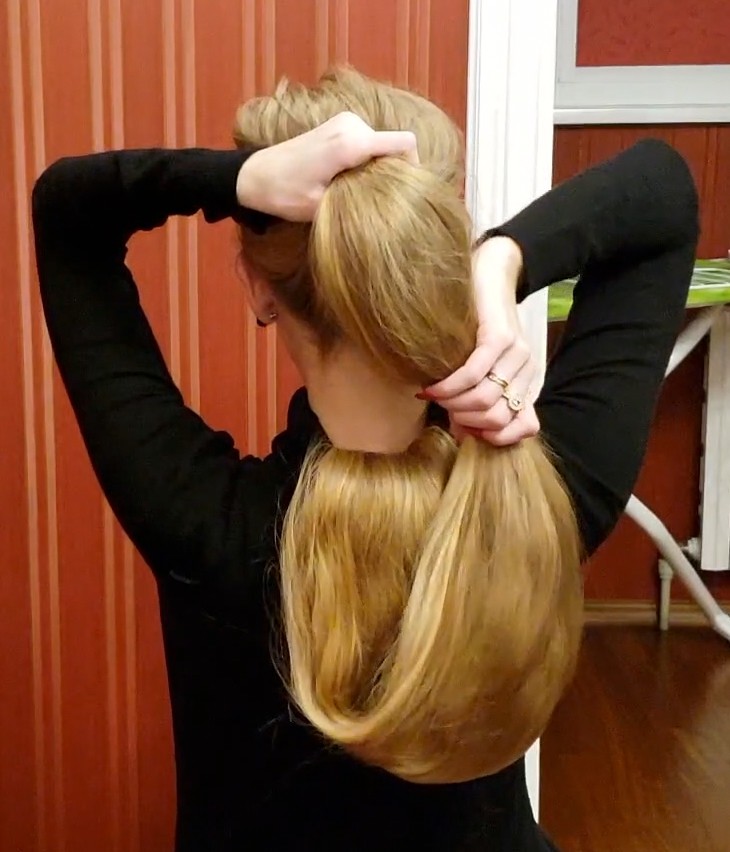 Video Blonde Hidden Hair Realrapunzels