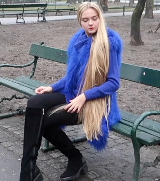 VIDEO - Blue