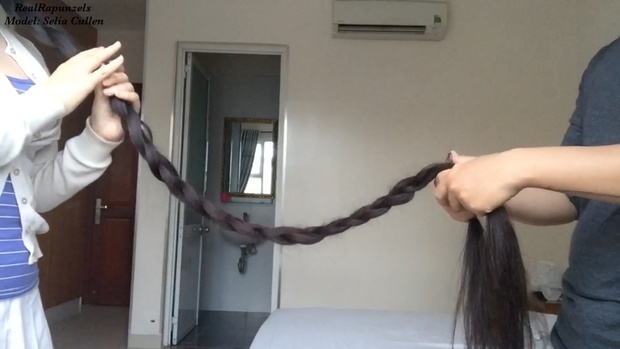 VIDEO - Beyond floor length ultimate hair play