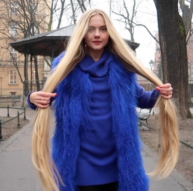 VIDEO - Blue