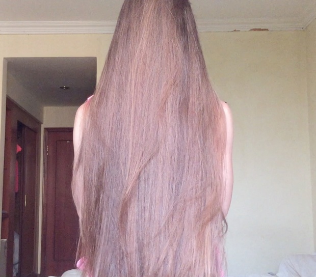 VIDEO - Buns and hairplay