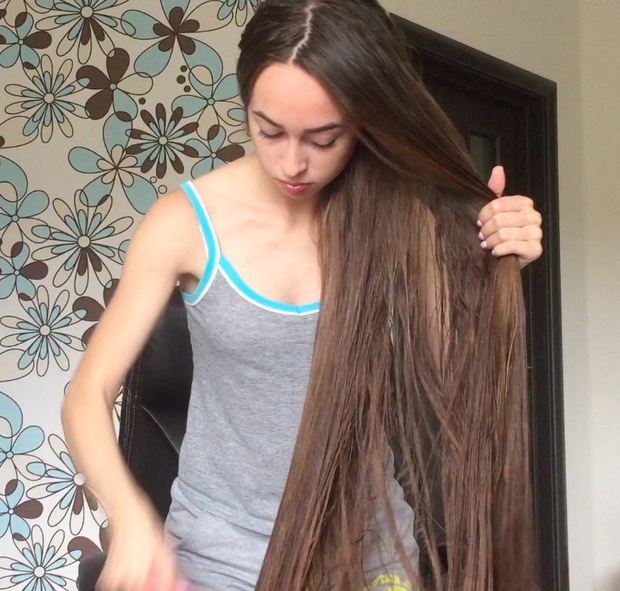 VIDEO - Long hair washing