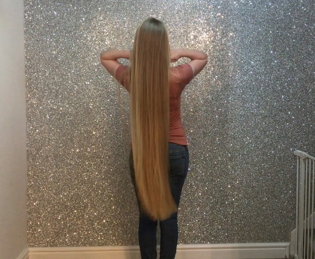 VIDEO - Long, healthy, silky, straight (FREE)